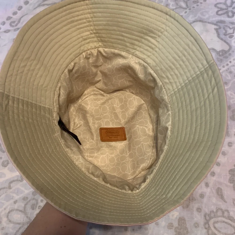 Coach Leather Trim Pink White Bucket Hat Summer - Picture 6 of 8